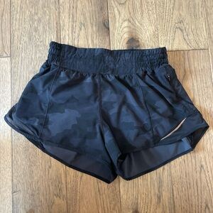 Lululemon High-rise Hotty Hot Short